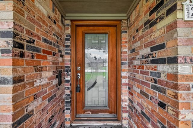 2210 Lazybrook Drive, Houston, TX 77008