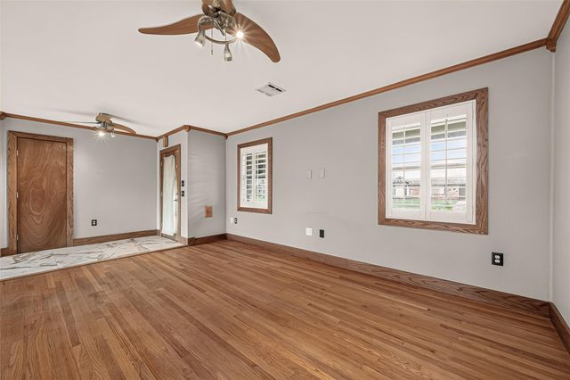 2210 Lazybrook Drive, Houston, TX 77008