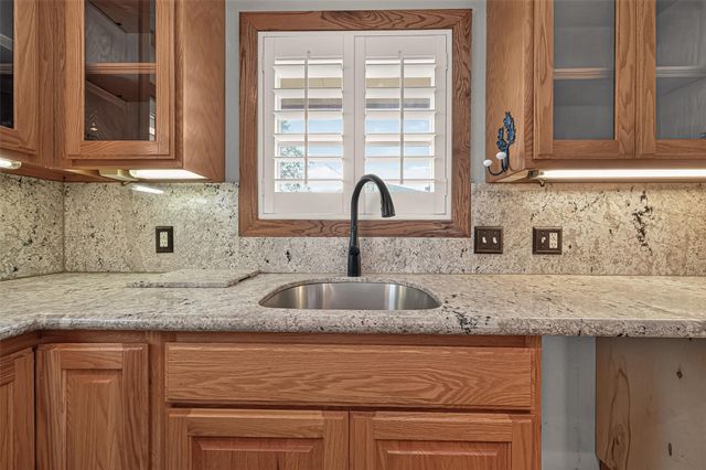 2210 Lazybrook Drive, Houston, TX 77008