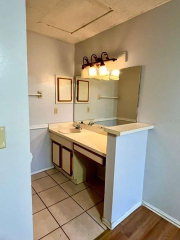 108 CREEKSIDE WAY, Orlando, FL 32824