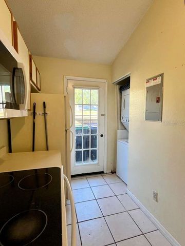 108 CREEKSIDE WAY, Orlando, FL 32824