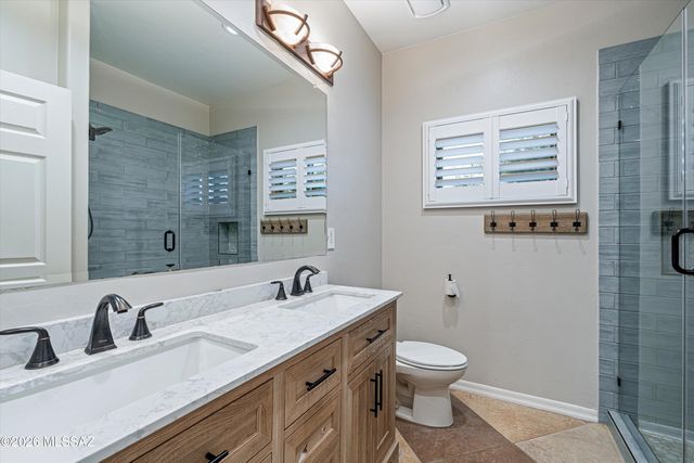 282 N Suntan Drive, Vail, AZ 85641