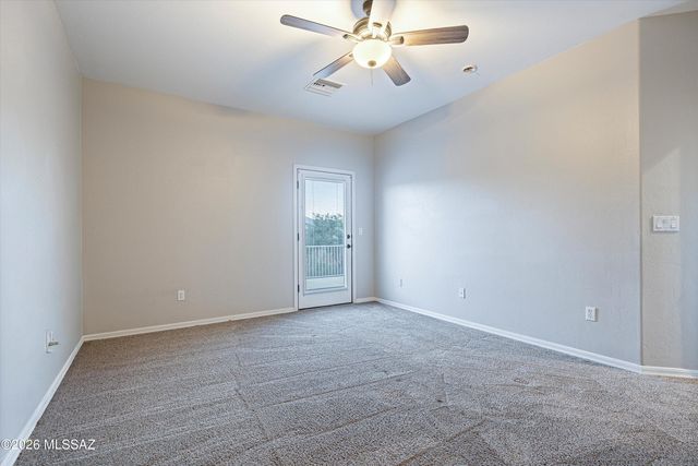 282 N Suntan Drive, Vail, AZ 85641