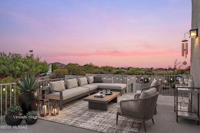 282 N Suntan Drive, Vail, AZ 85641
