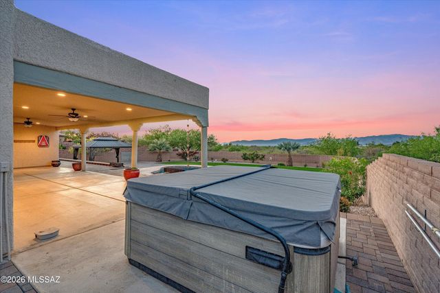282 N Suntan Drive, Vail, AZ 85641