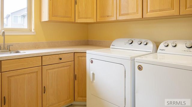 299 La Costa Drive, Idaho Falls, ID 83402