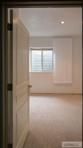 299 La Costa Drive, Idaho Falls, ID 83402