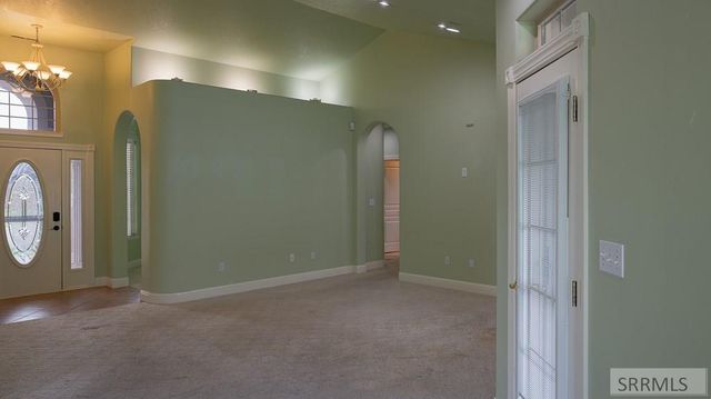 299 La Costa Drive, Idaho Falls, ID 83402