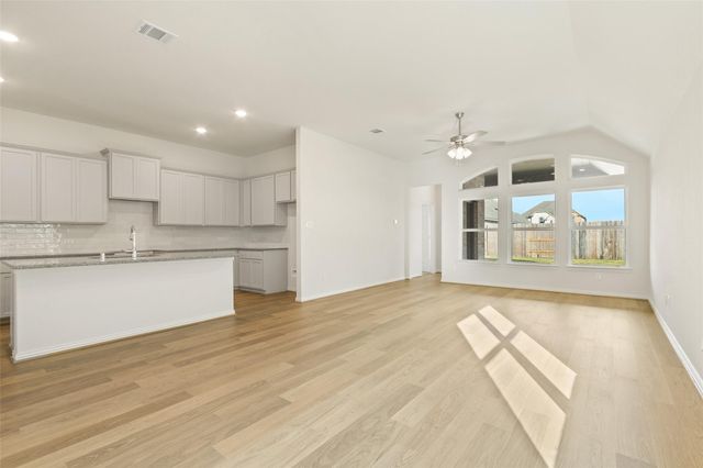 431 Fields Forest Lane, Dayton, TX 77535