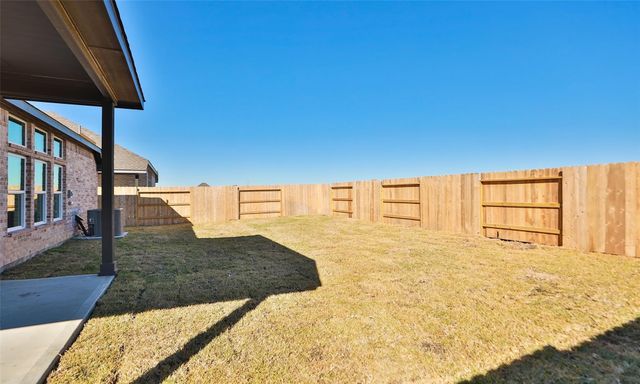 431 Fields Forest Lane, Dayton, TX 77535