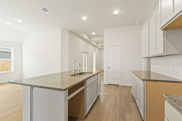431 Fields Forest Lane, Dayton, TX 77535