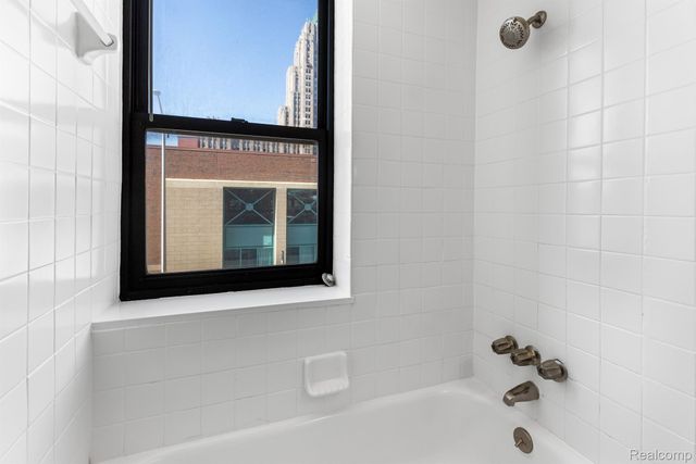 629 W Milwaukee Street 201, Detroit, MI 48202