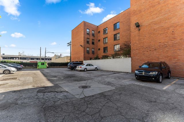 629 W Milwaukee Street 201, Detroit, MI 48202