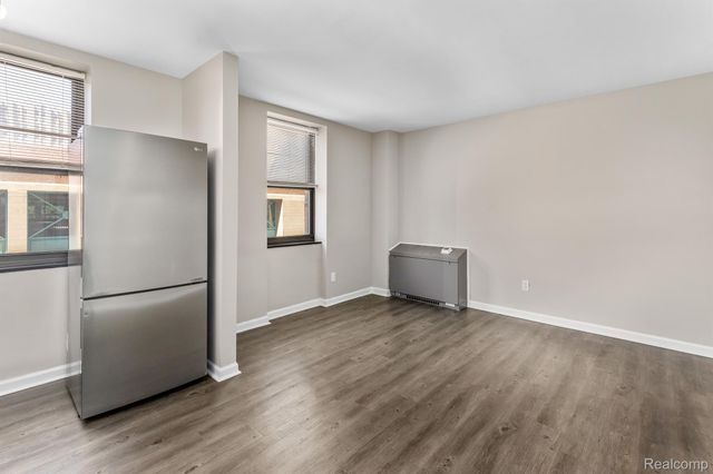 629 W Milwaukee Street 201, Detroit, MI 48202