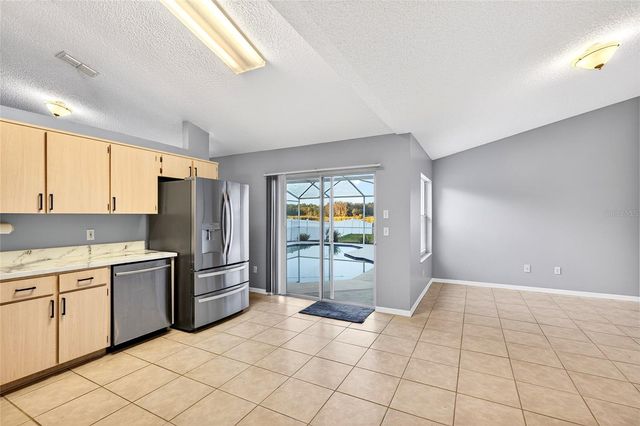 216 ROBBINS REST CIRCLE, Davenport, FL 33896