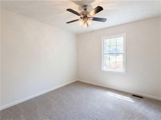 100 Stone Creek Drive, Covington, GA 30016