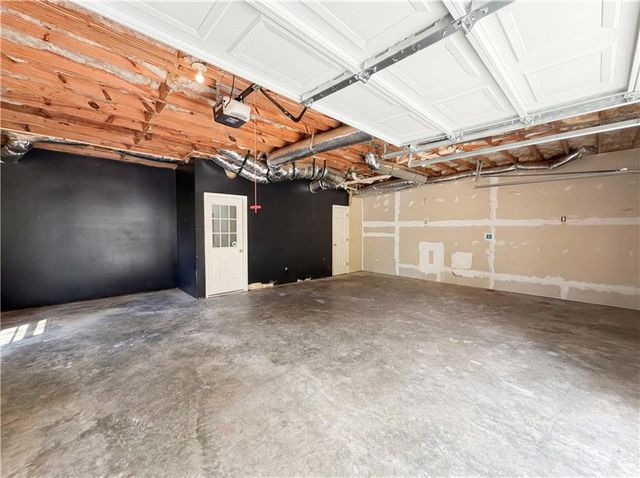 100 Stone Creek Drive, Covington, GA 30016