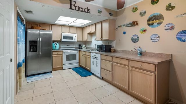 87 WINDTREE LANE K, Winter Garden, FL 34787