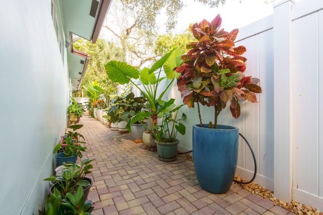 1502 SW 24th Street, Fort Lauderdale, FL 33315