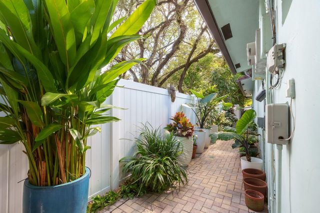 1502 SW 24th Street, Fort Lauderdale, FL 33315