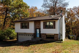 2222 Parkton Way, Barnhart, MO 63012