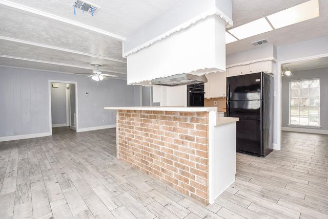 11623 Kirkhollow Drive, Houston, TX 77089