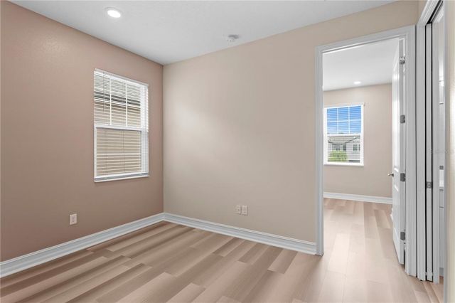 4887 ISOLA COURT, Wesley Chapel, FL 33543