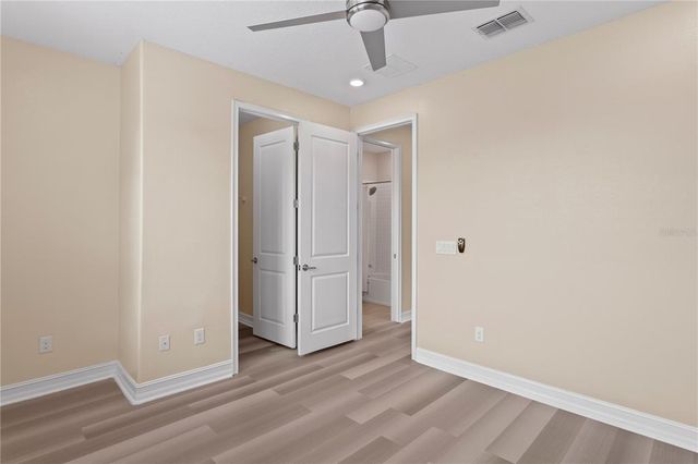 4887 ISOLA COURT, Wesley Chapel, FL 33543