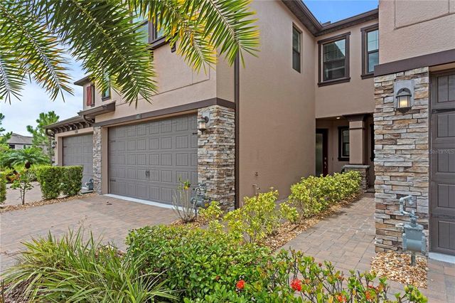 4887 ISOLA COURT, Wesley Chapel, FL 33543