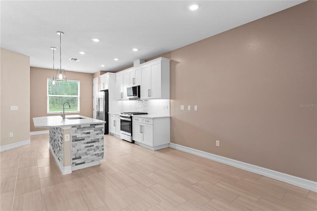4887 ISOLA COURT, Wesley Chapel, FL 33543