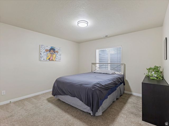 732 W 2300 S, Syracuse, UT 84075
