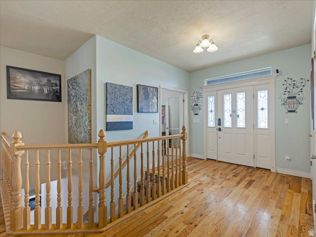 732 W 2300 S, Syracuse, UT 84075