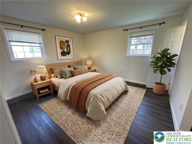 4860 Hemlock Street, Allentown City, PA 18106