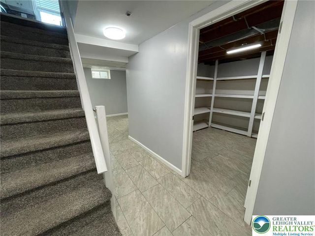 4860 Hemlock Street, Allentown City, PA 18106
