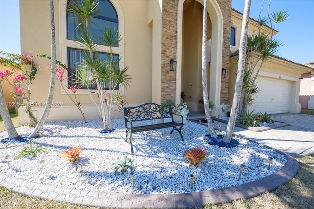 972 NE 36th Ave, Homestead, FL 33033