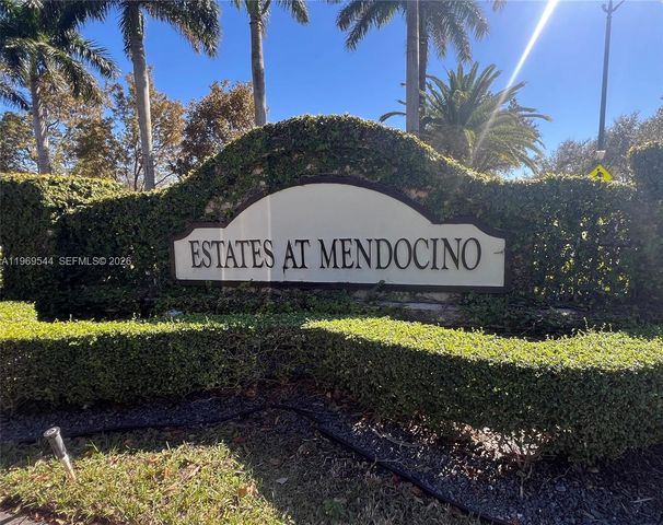 972 NE 36th Ave, Homestead, FL 33033