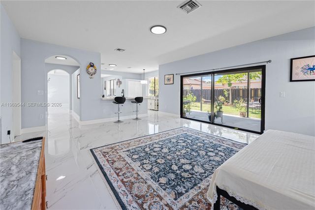 972 NE 36th Ave, Homestead, FL 33033