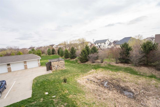 8350 Ep True Parkway 2208, West Des Moines, IA 50266