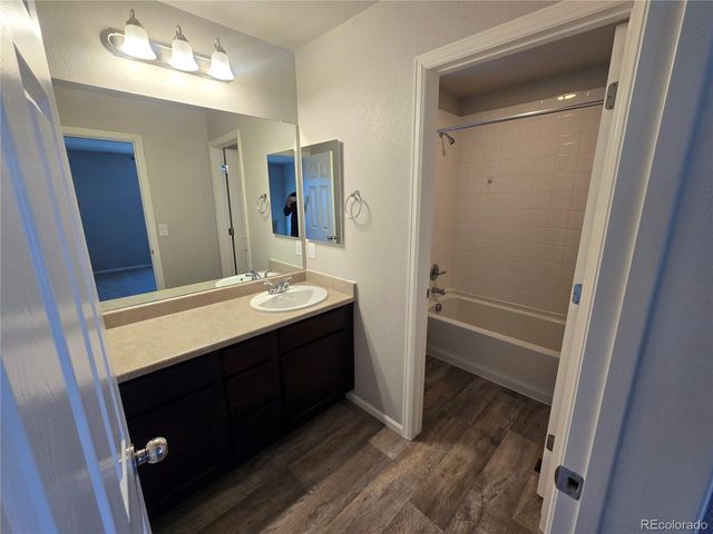 15701 Bolling Dr, Denver, CO 80239