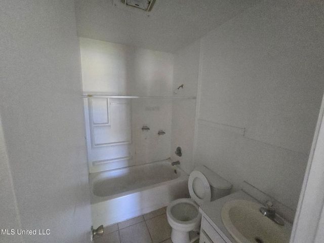 201 Tandy Drive, Gulfport, MS 39503