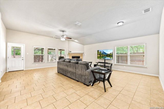 1807 Buffalo Wolf, San Antonio, TX 78245