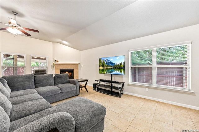 1807 Buffalo Wolf, San Antonio, TX 78245