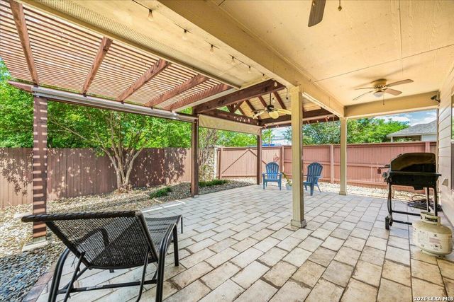 1807 Buffalo Wolf, San Antonio, TX 78245