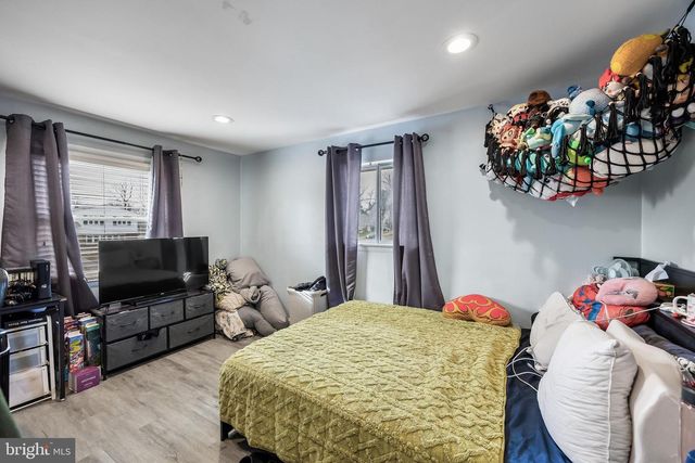 51 SUBURBAN BLVD, Delran, NJ 08075