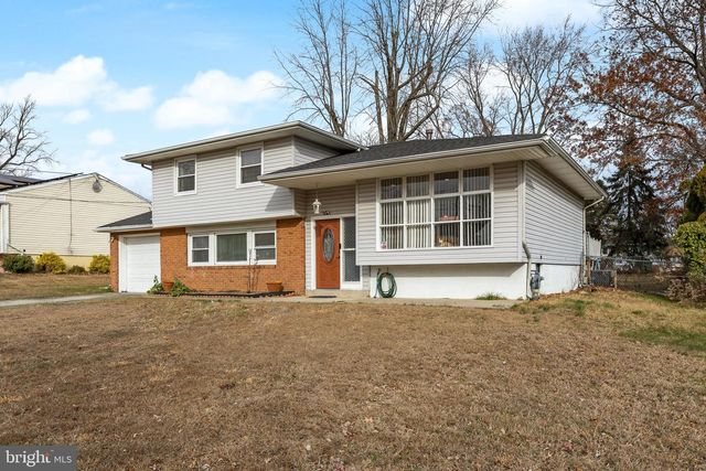 51 SUBURBAN BLVD, Delran, NJ 08075