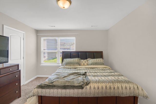 151 Ofner Dr, La Vergne, TN 37086