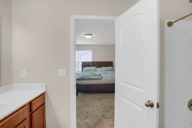 151 Ofner Dr, La Vergne, TN 37086