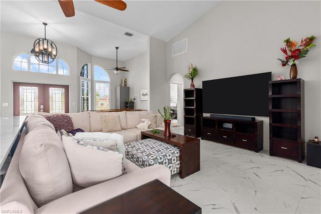 1012 Mohawk PKWY, Cape Coral, FL 33914