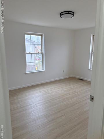 35519 Turner Drive, Sterling Heights, MI 48312