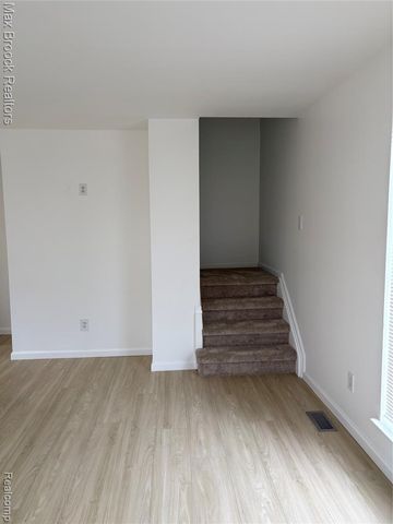 35519 Turner Drive, Sterling Heights, MI 48312